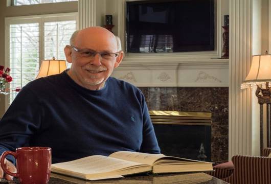 Eski Okul Gelenekleri ile Teknolojiyi Birleştirerek Lider Konuma Gelen Bir Emlak Dehası