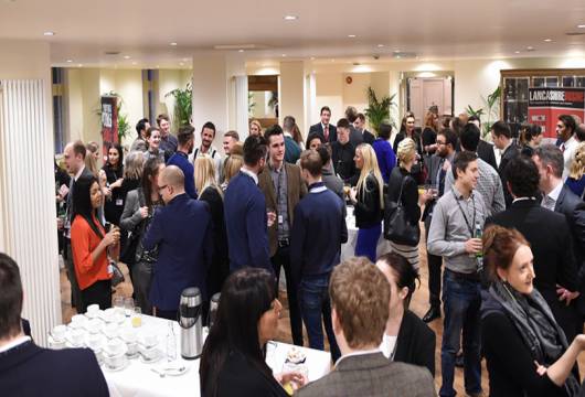 Emlak Brokerları İçin İletişim Ağı Nasıl Kurulur ve Kullanılır?