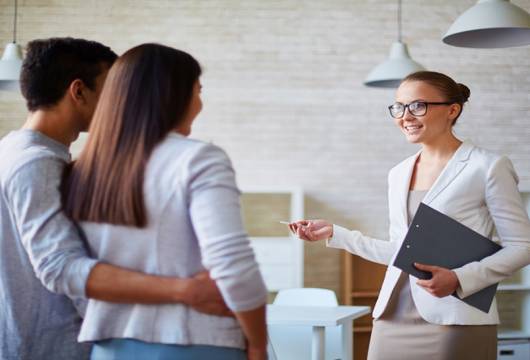 Mutlu Bir Emlak Danışmanı Nasıl Olunur?