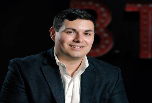 Teknoloji İle Yılda 100 Milyon Dolarlık Büyüme Gösteren Emlak Ekibinin Başarısı