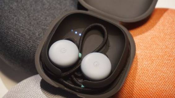 Google Pixel Buds: Anlık Çeviri Yapabilen Kulaklık ile Pazar Alanınızı Genişletin