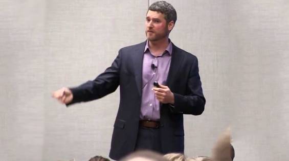 Başarılı Emlakçı: E-posta Pazarlaması ile Başarıyı Yakalayan Emlak Pazarlama Dehası