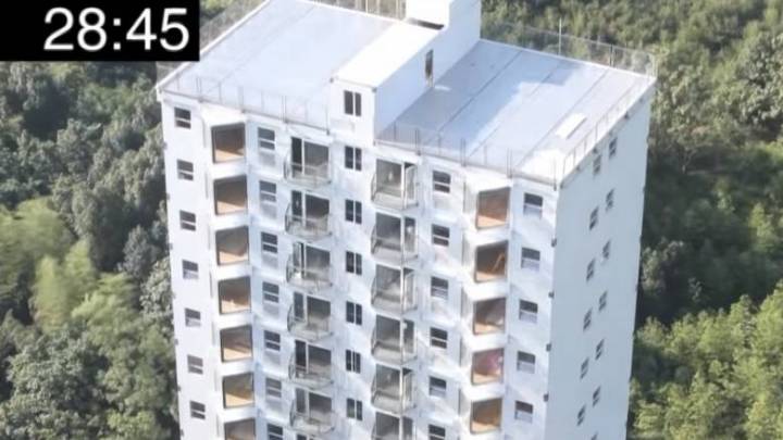 Video: Çinli Şirket Bir Günde On Katlı Bir Apartman İnşa Etti
