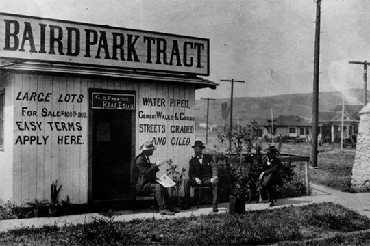 1905 California